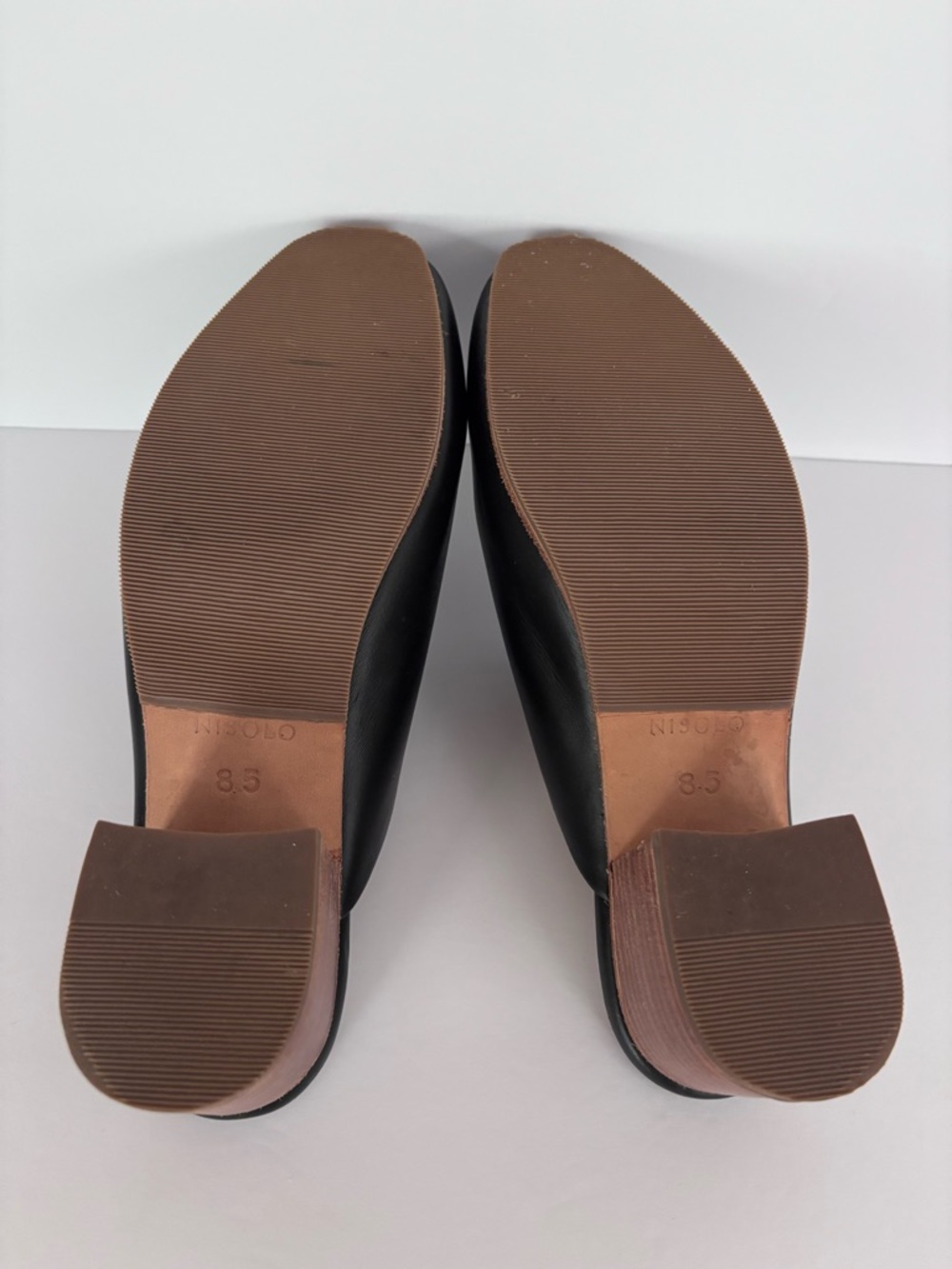Nisolo Black Leather Mule with Block Heel | 8.5 | EUC | Contemporary | Leather - Picture 5 of 5